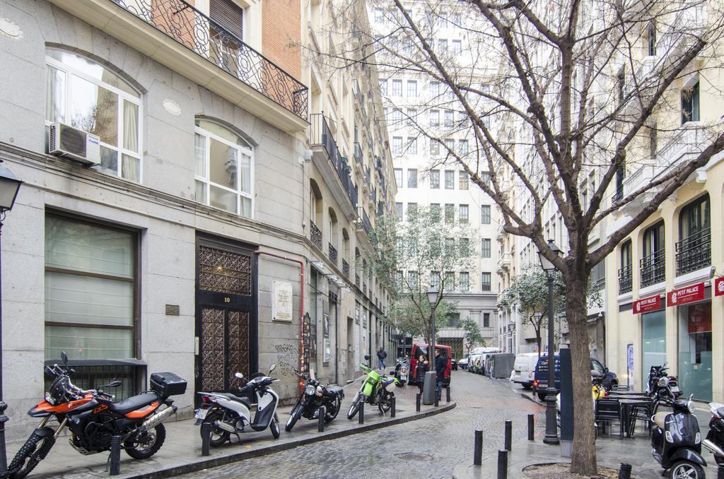 Lollipop Flats City Centre Deluxe Suite Madrid Exterior foto
