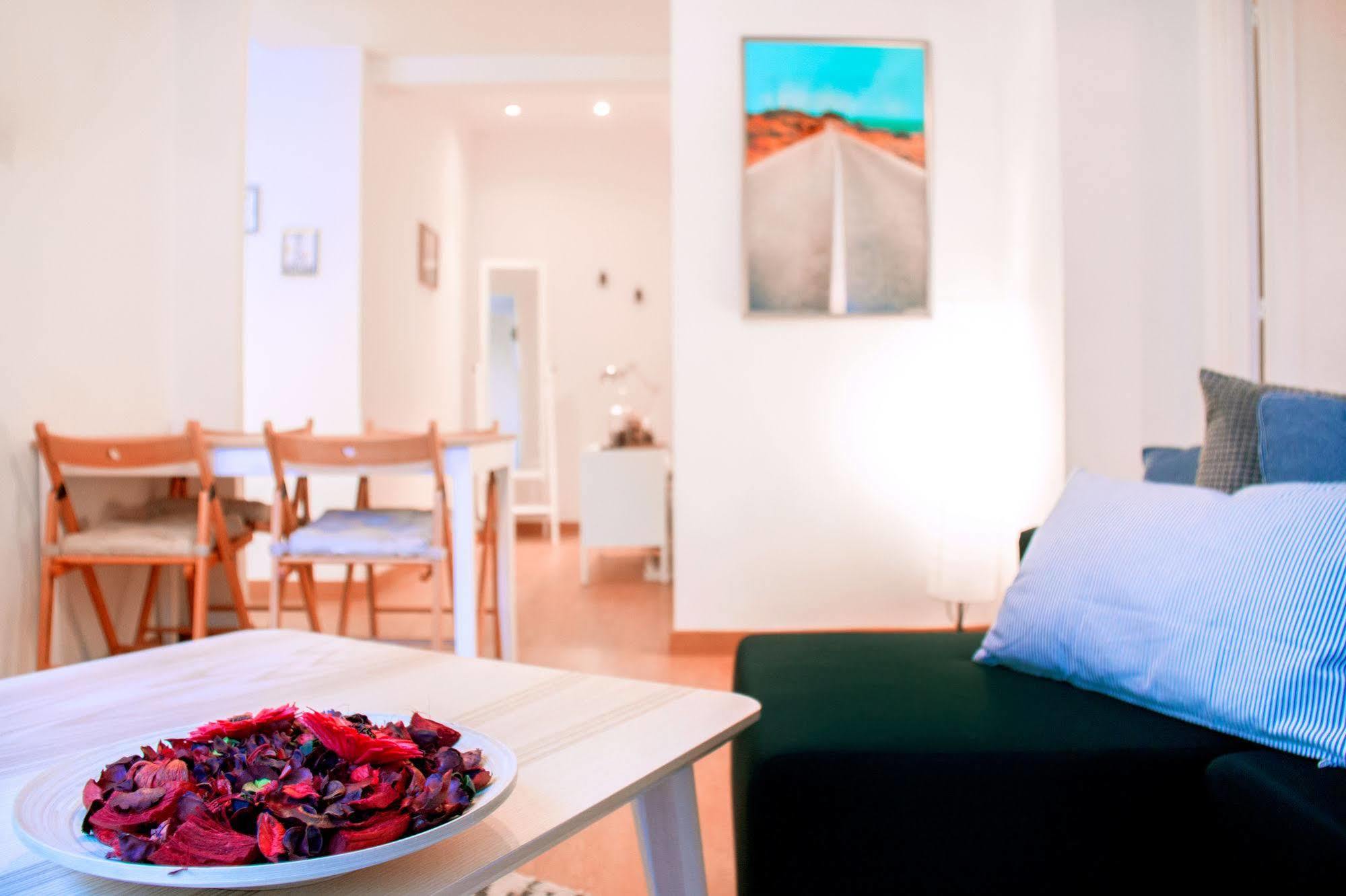 Lollipop Flats City Centre Deluxe Suite Madrid Exterior foto