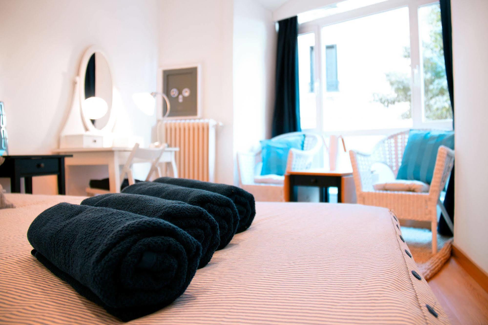 Lollipop Flats City Centre Deluxe Suite Madrid Exterior foto
